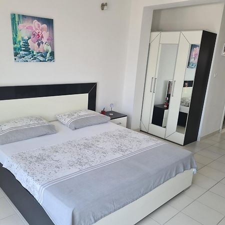 Apartmani Doris Gradac  Zimmer foto